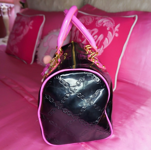 Sold - Picture 3 of 5